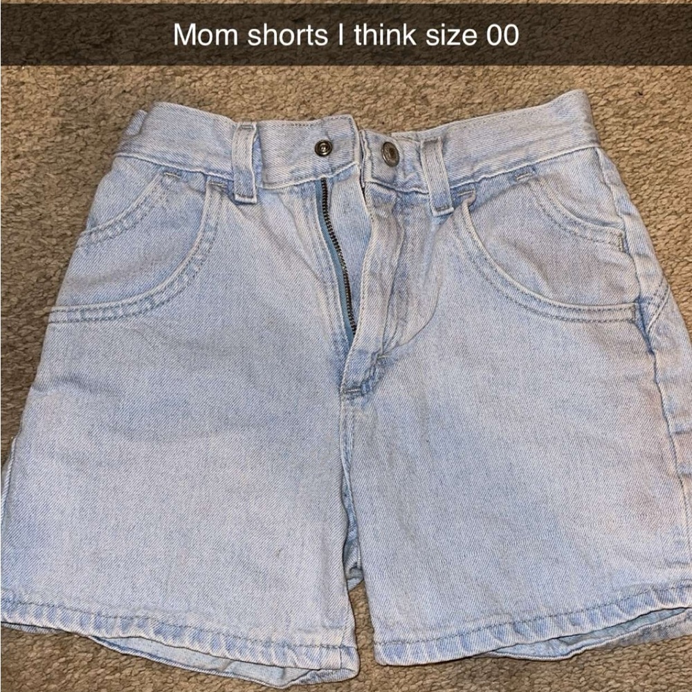 Mom shorts 00